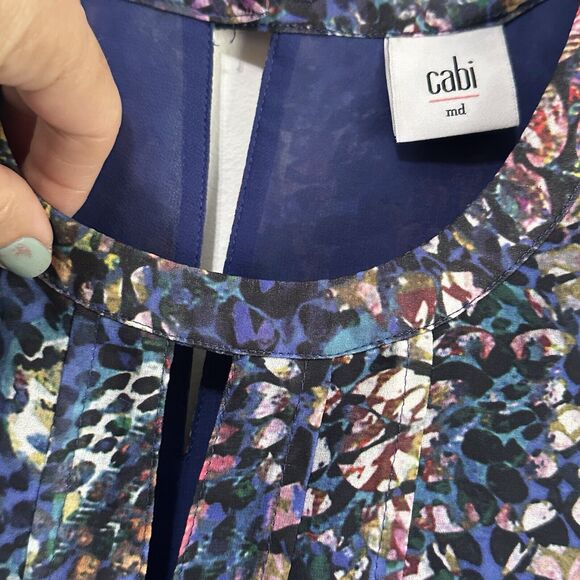 CAbi Stained Glass Keyhole Sleeveless Top M Lined Blue Career Summer #3093 Shirt - Picture 7 of 13